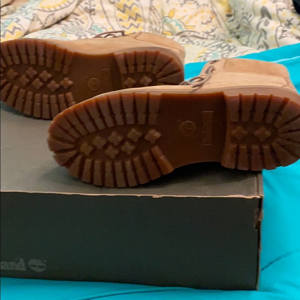 Tan Timberlands - Picture 2 of 5